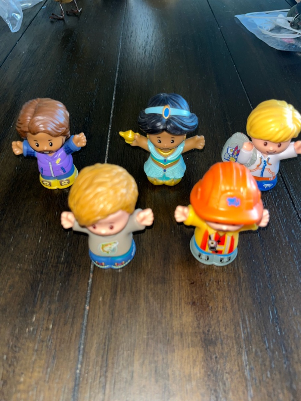 Mattel - Fisher-Price Little People Lot of (5) See Pics of Characters